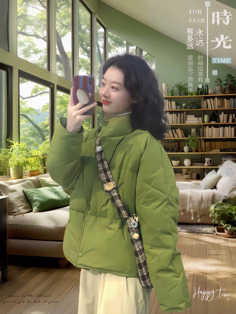 绿色棉衣怎么搭配裤子