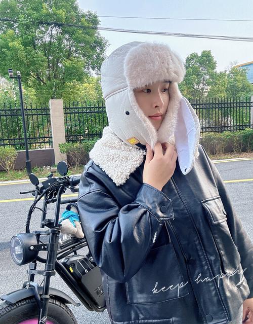 雷锋帽怎么搭配衣服