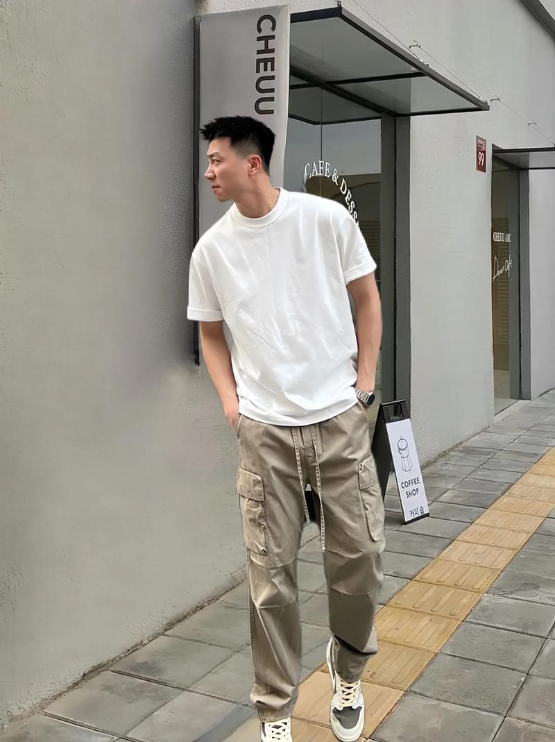 工装裤适合什么人穿