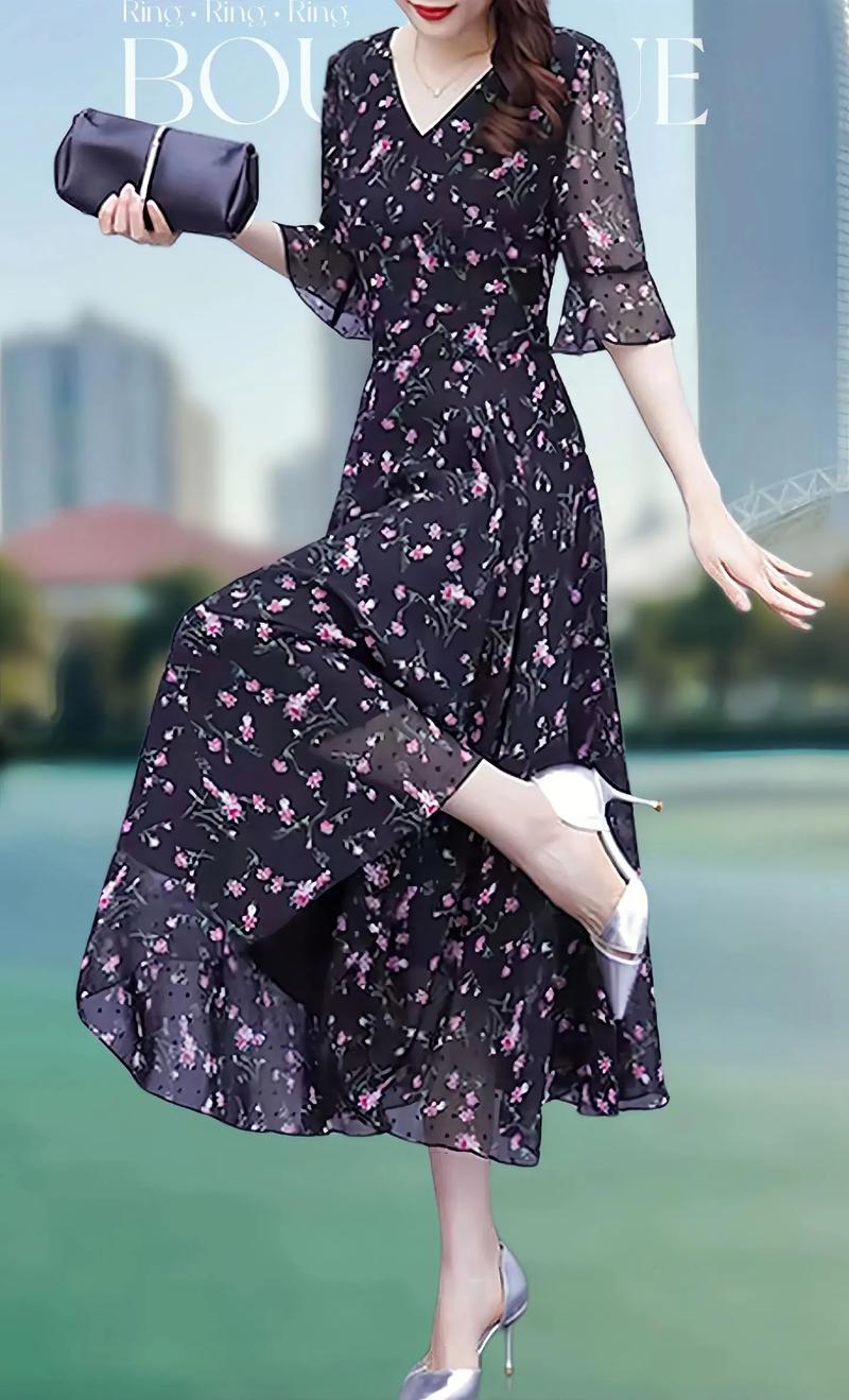 碎花长裙怎么搭配好看