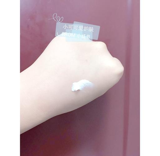 红石榴洗面奶怎么使用能搓出泡泡