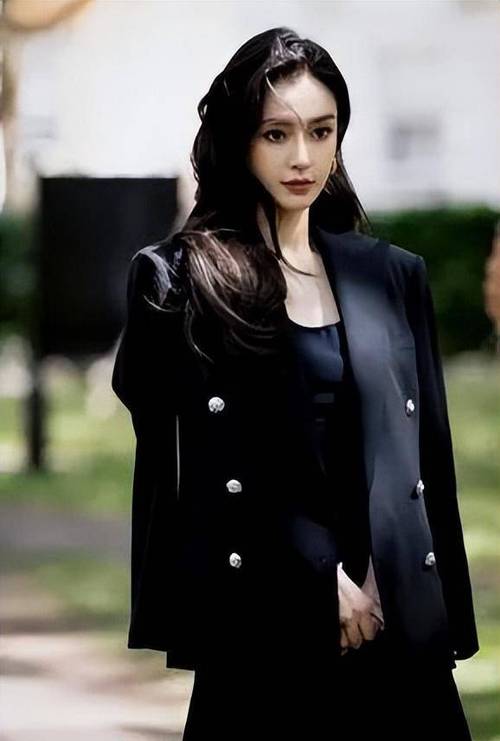 杨颖喜欢什么颜色