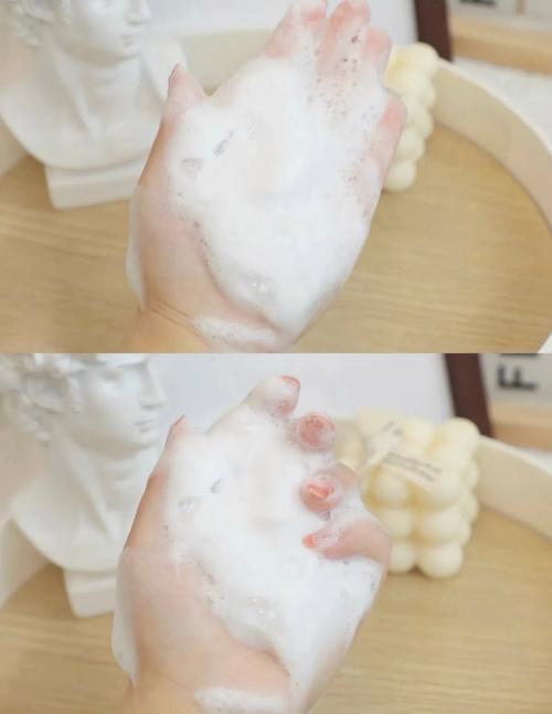 洗颜科洗面奶怎么搓出泡沫