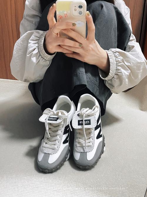 男士驼色鞋怎么搭配