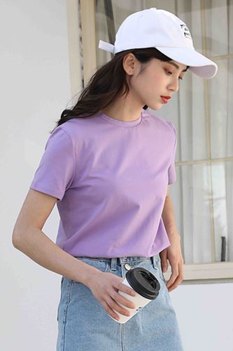 夏季紫色上衣怎么搭配