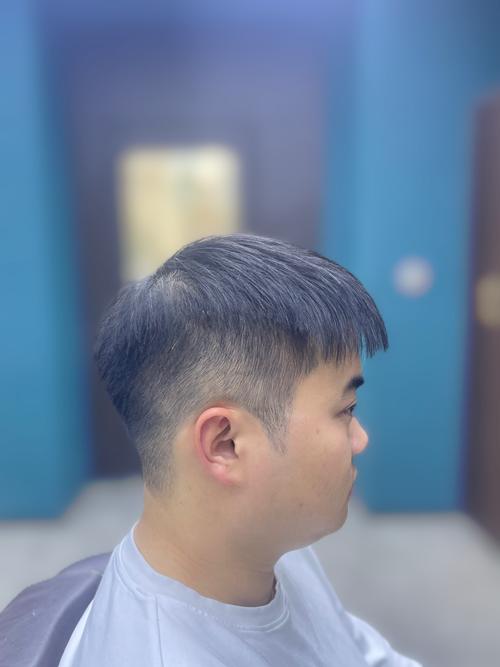 锅盖头适合什么脸型