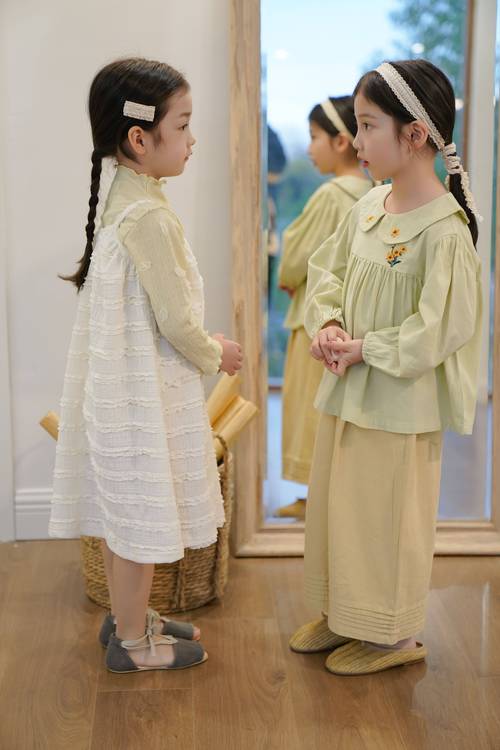 童装店服装怎么搭配