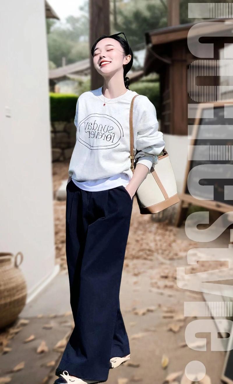 女生怎么搭配卫衣