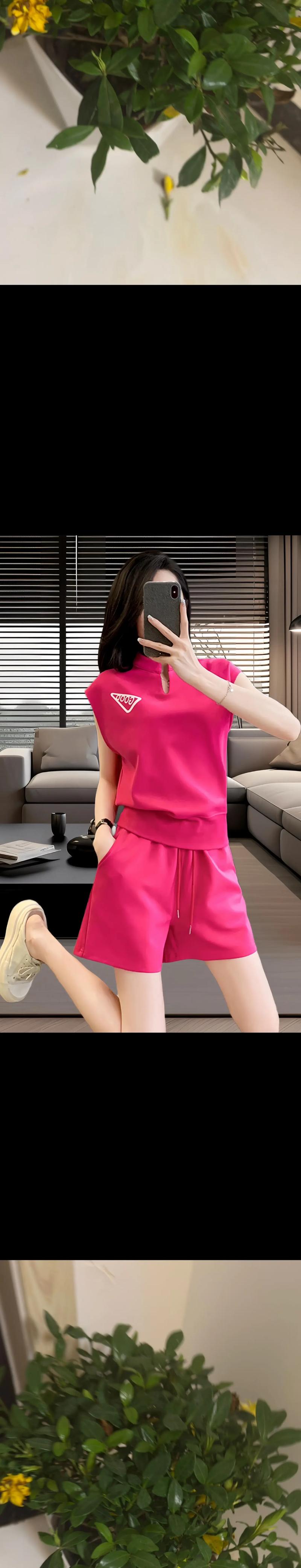 玫红色衣服怎么搭配显白