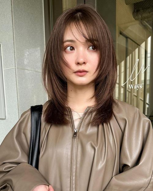 脸大做什么发型好看