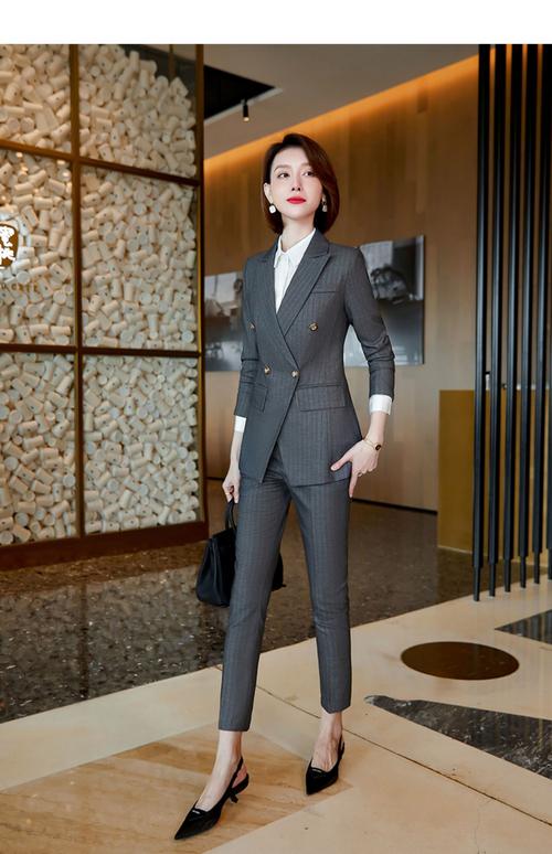 女士正装搭配什么鞋子