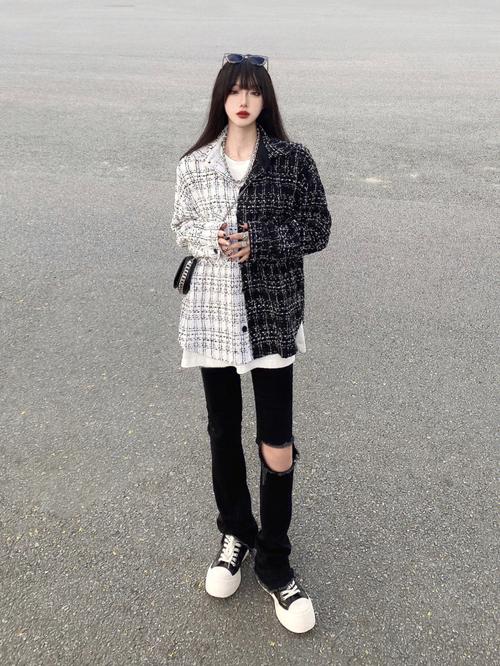 黑白格子外套怎么搭配好看