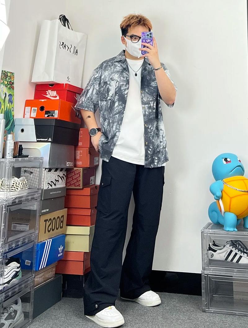 男胖子怎么搭配潮衣服