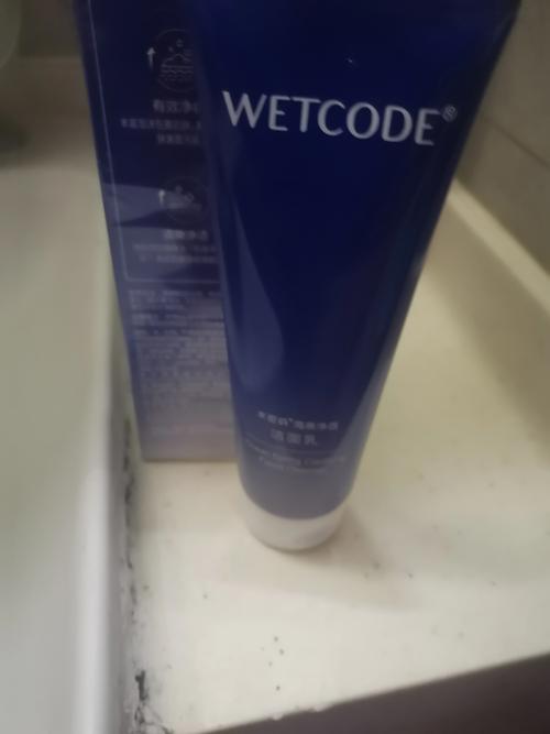 水密码海泉净透洗面奶怎么样