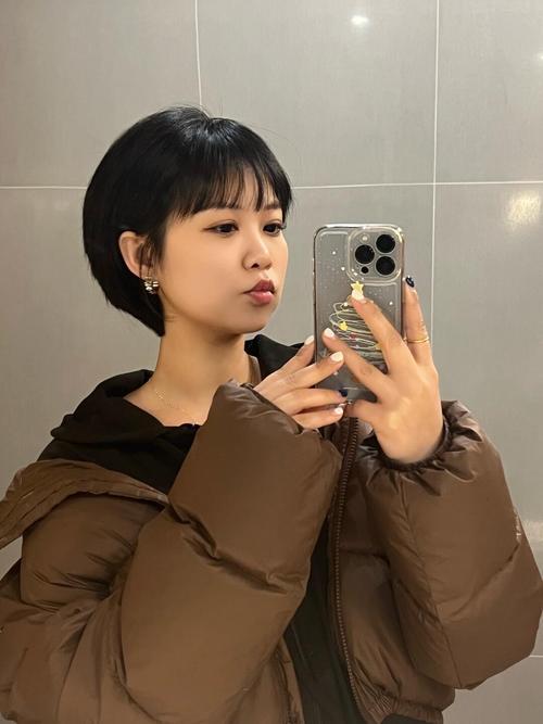 什么样的短头发好看