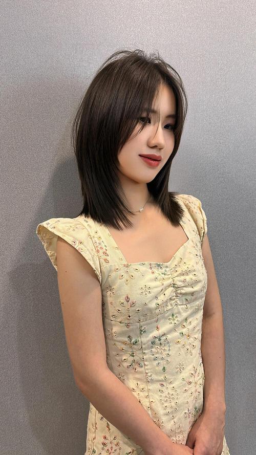 锁骨发什么颜色好看
