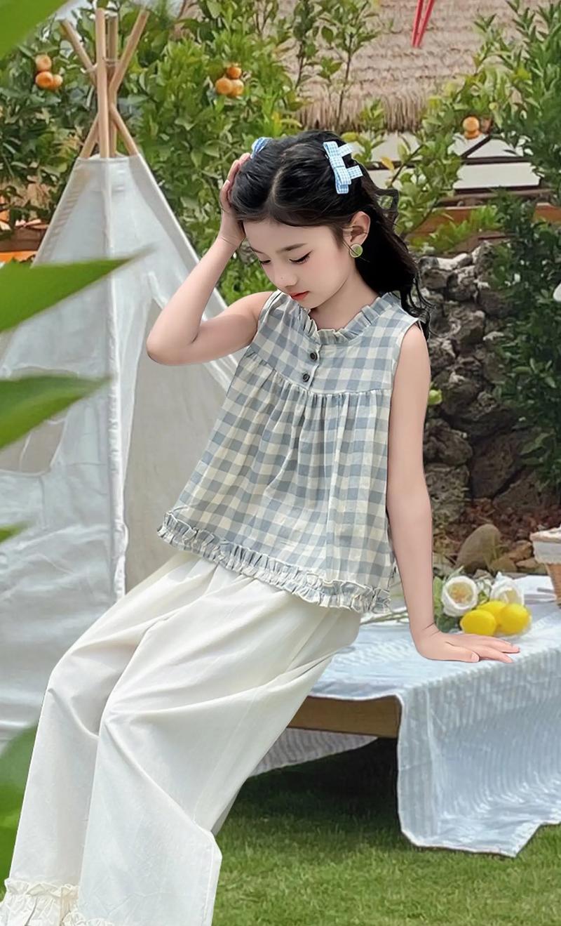 小学生穿什么衣服好看