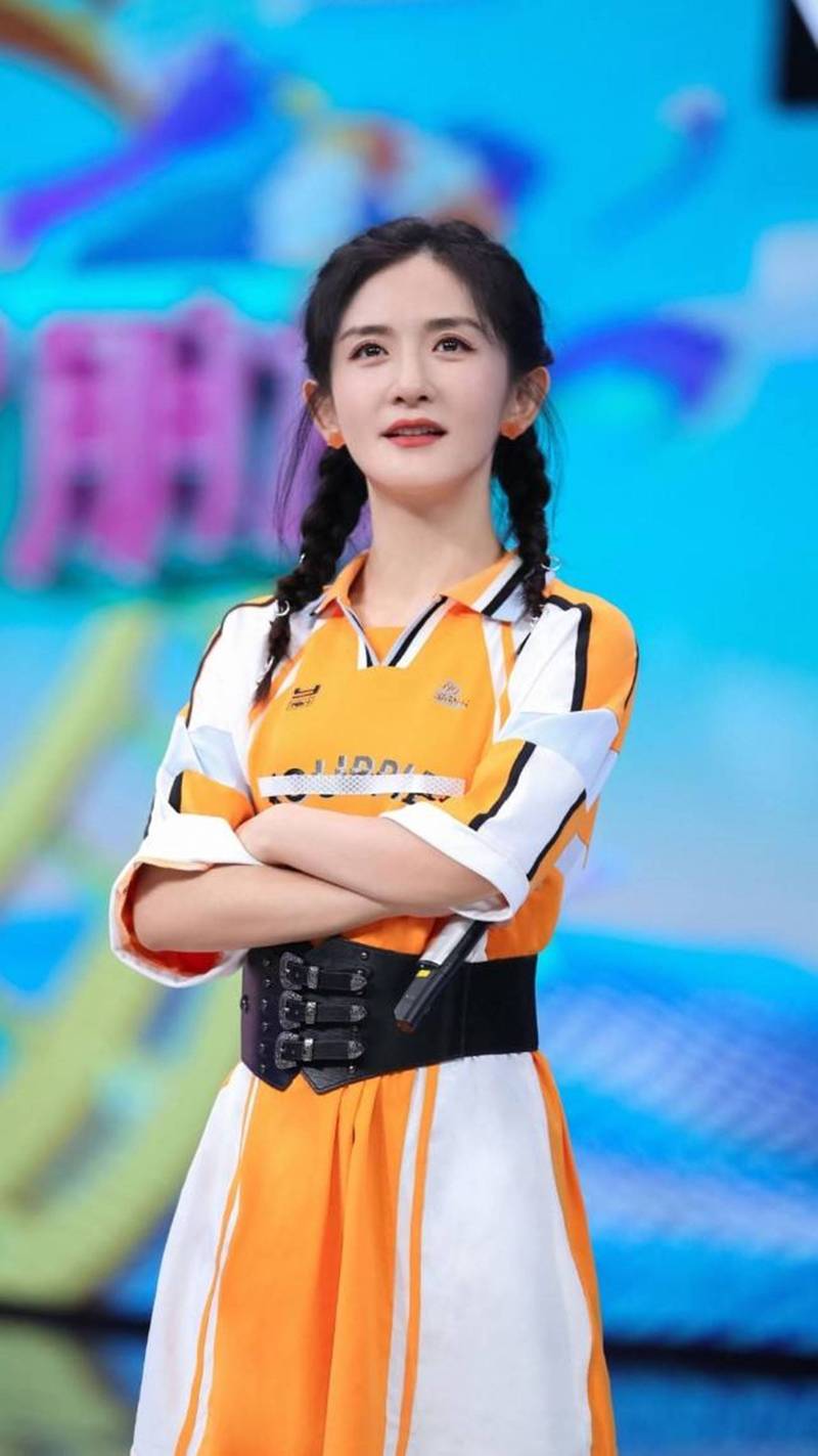 谢娜最新发型叫什么名字