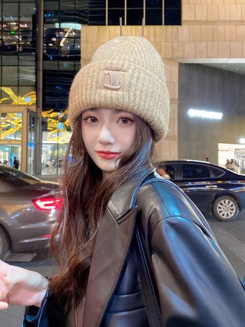 头大脸大适合什么帽子