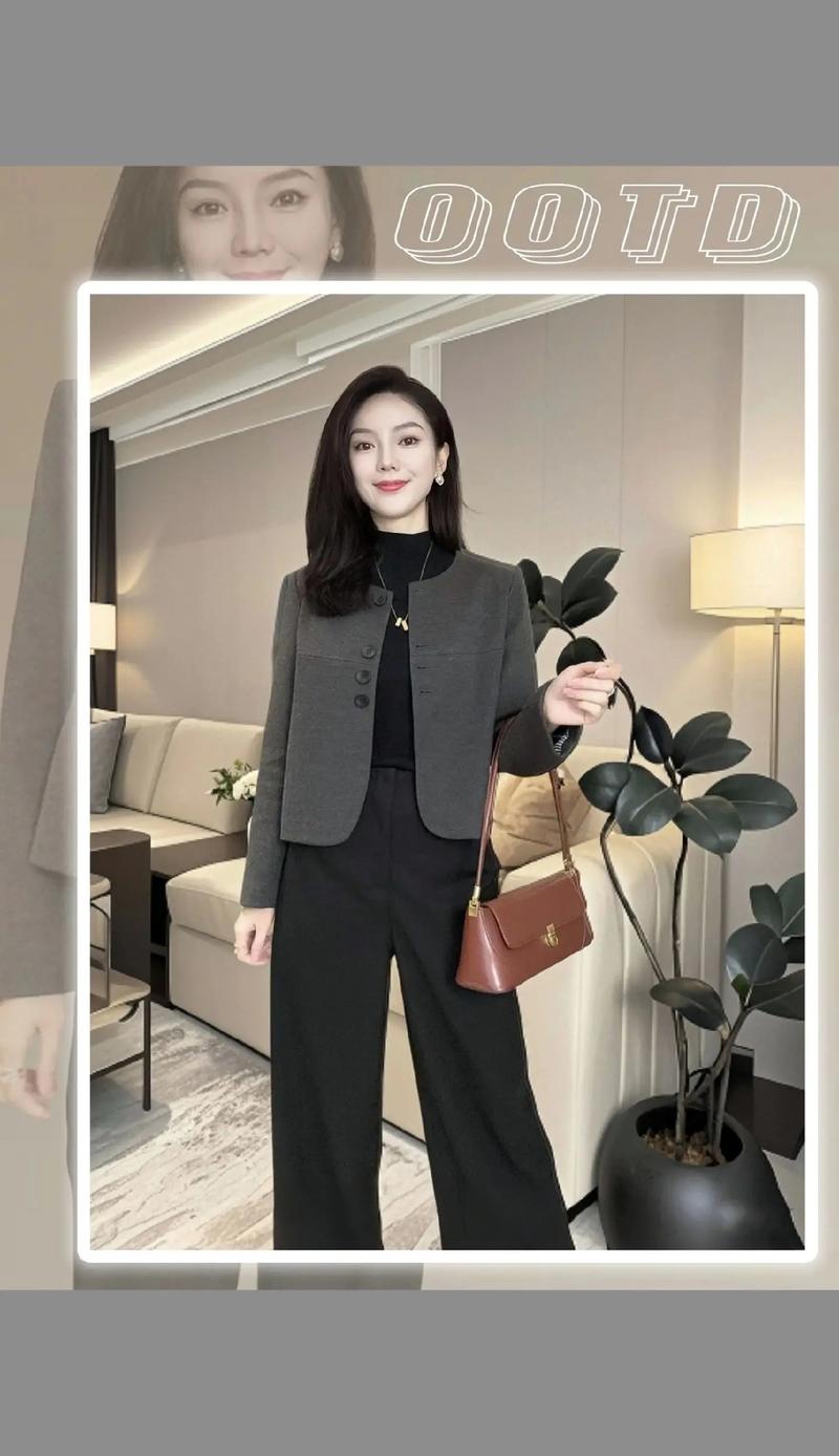 毛呢圆领外套怎么搭配图片