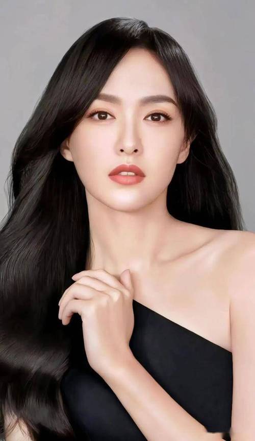 唐嫣最新发型什么颜色