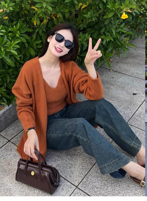 焦糖色上衣怎么搭配