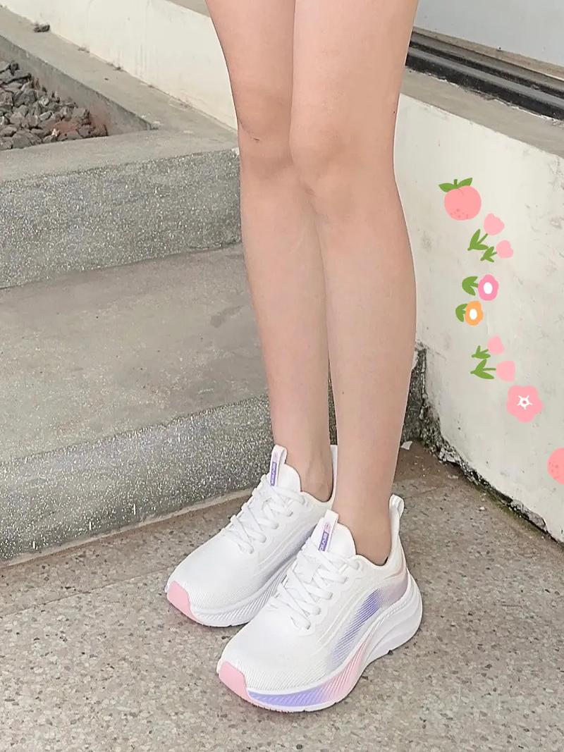 粉色鞋配什么颜色裤子