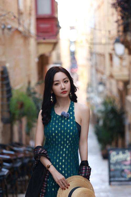 杨蓉最新短发叫什么名