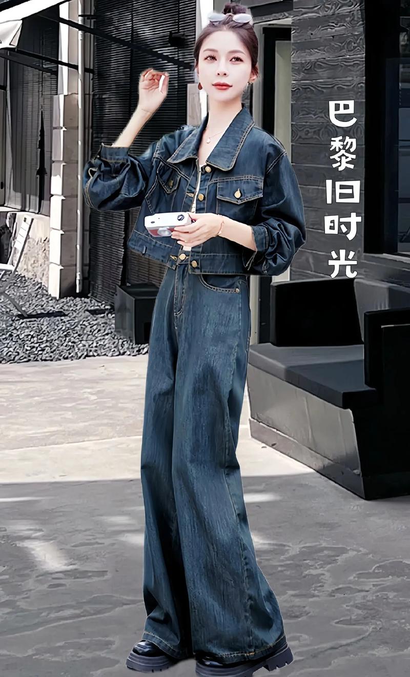 阔腿牛仔裤配什么外套