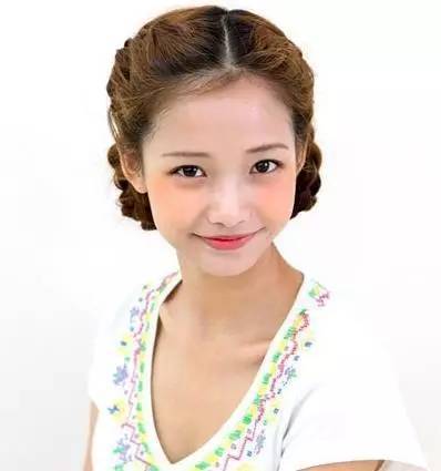 最新流行韩国发型怎么梳