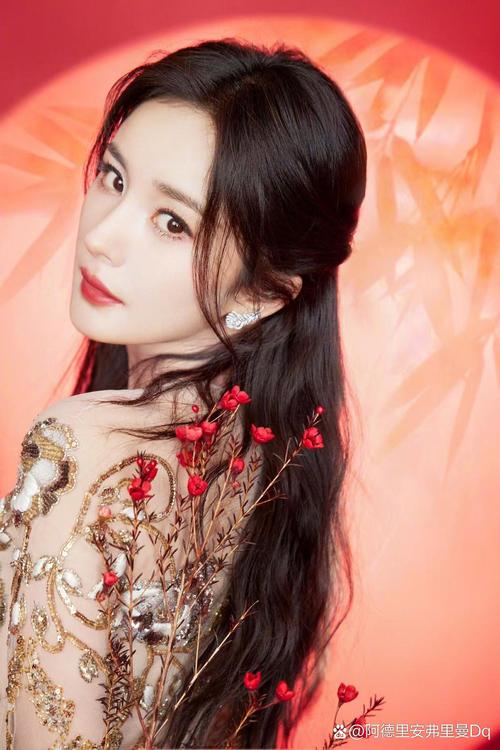 杨幂最新眉形叫什么