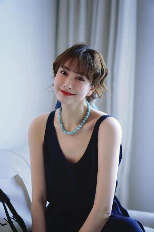 吴昕最新短发怎么剪
