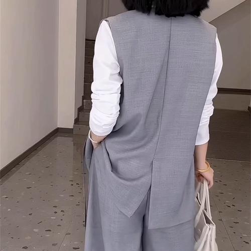 休闲西装马甲怎么搭配
