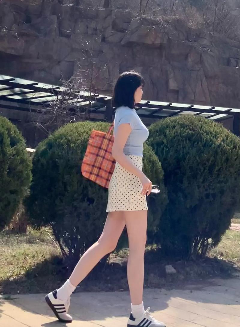 胸大怎么搭配衣服好看吗