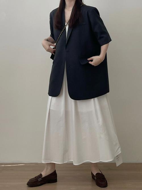 西服裙子怎么搭配图片大全