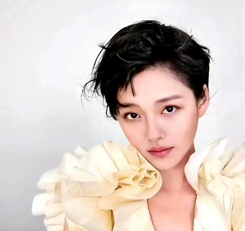 大s最新短发叫什么
