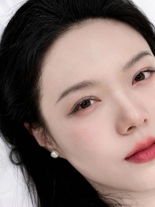 最新流行什么眉型图片