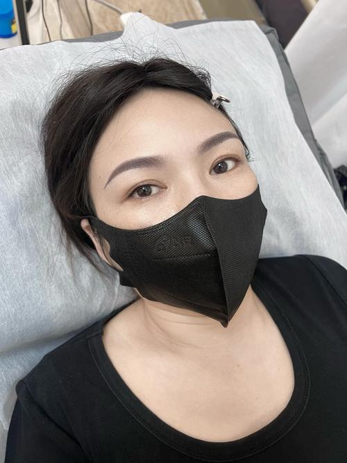 最新流行什么眉型图片