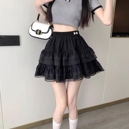 网莎短裙怎么搭配