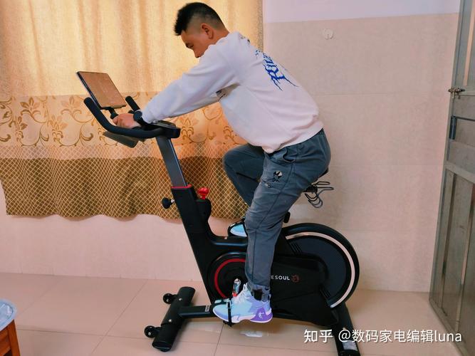 动感单车穿什么鞋