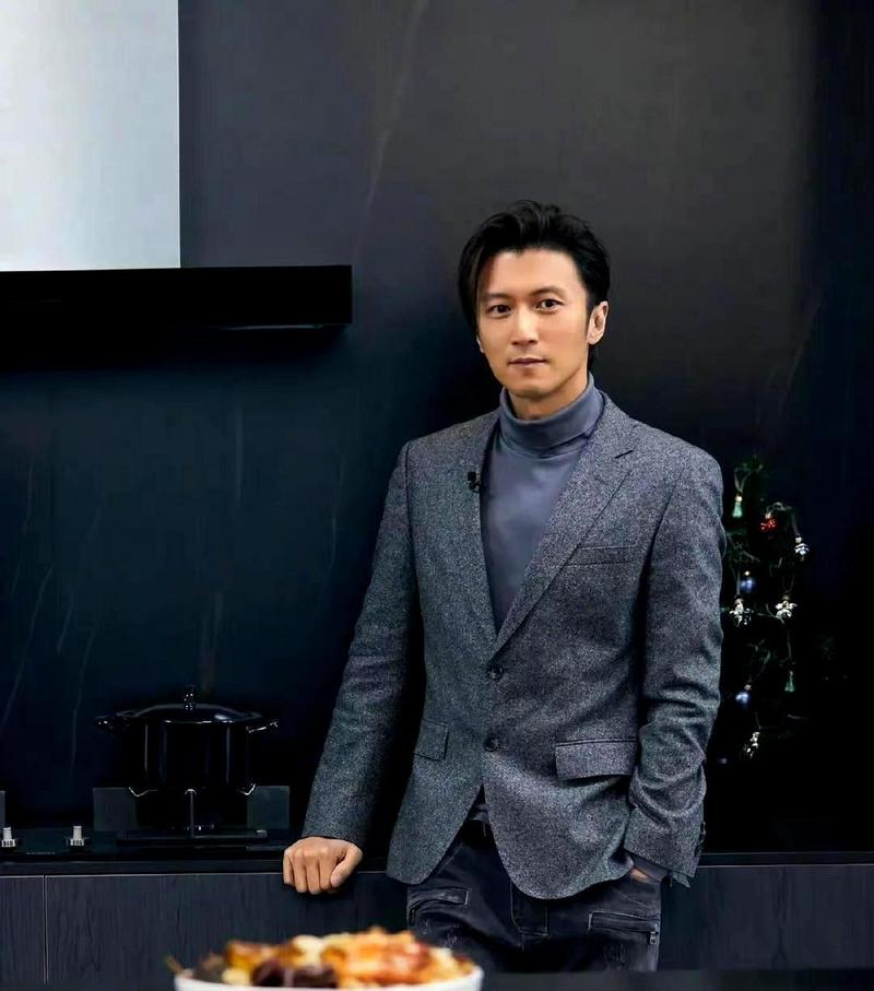 谢霆锋最新头型怎么剪