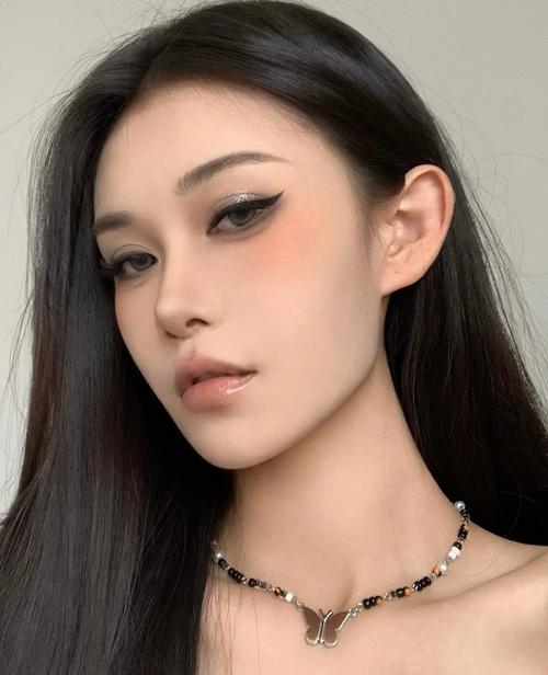 最新眼妆叫什么