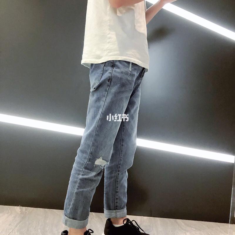 ash鞋子怎么搭配裤子