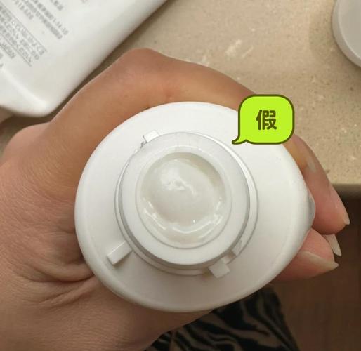 芙丽芳丝洗面奶怎么判断真假鉴别