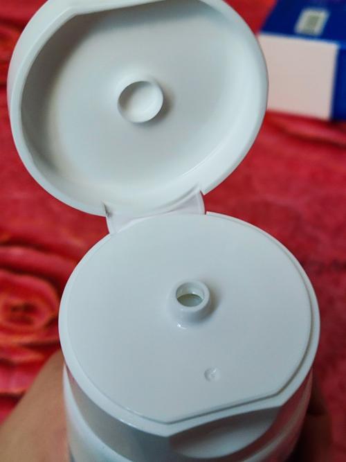 美迪惠尔洗面奶怎么看真假