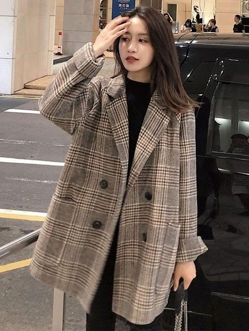 修身女格子外套怎么搭配图片