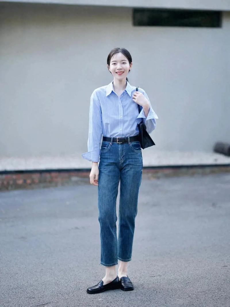 小衬衫怎么搭配裤子好看图片欣赏