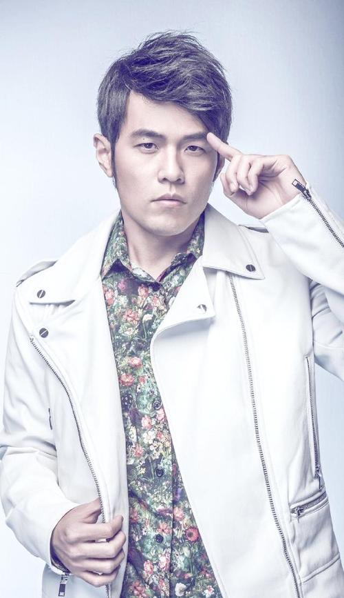 周杰伦什么脸型