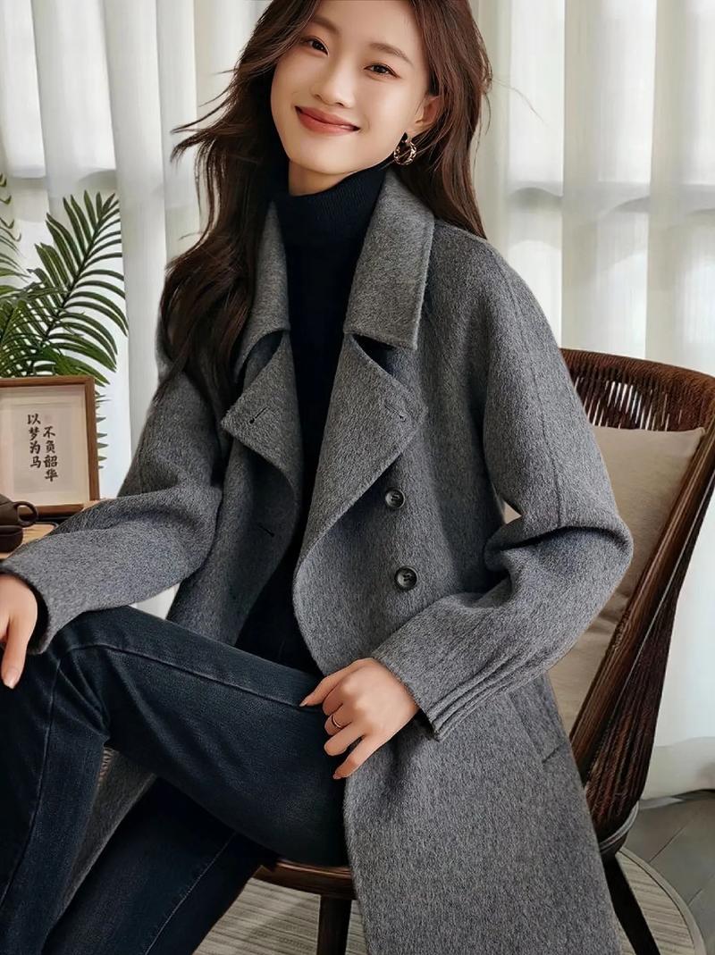 中长款毛呢风衣怎么搭配衣服好看图片大全