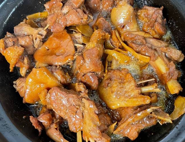 鸭肉配什么炖好吃